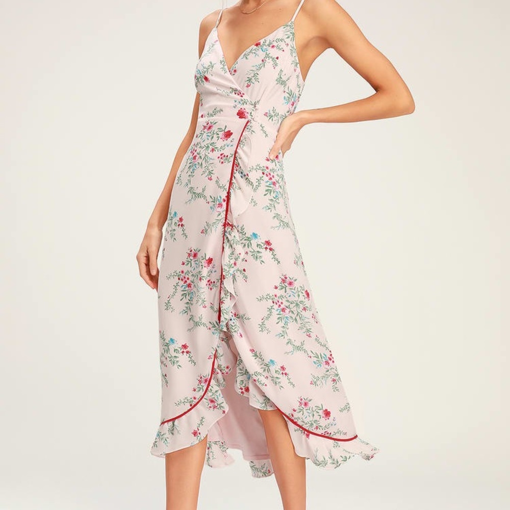 16. NWT Lulu's Floral Light Pink Wrap Midi Ruffled Dress